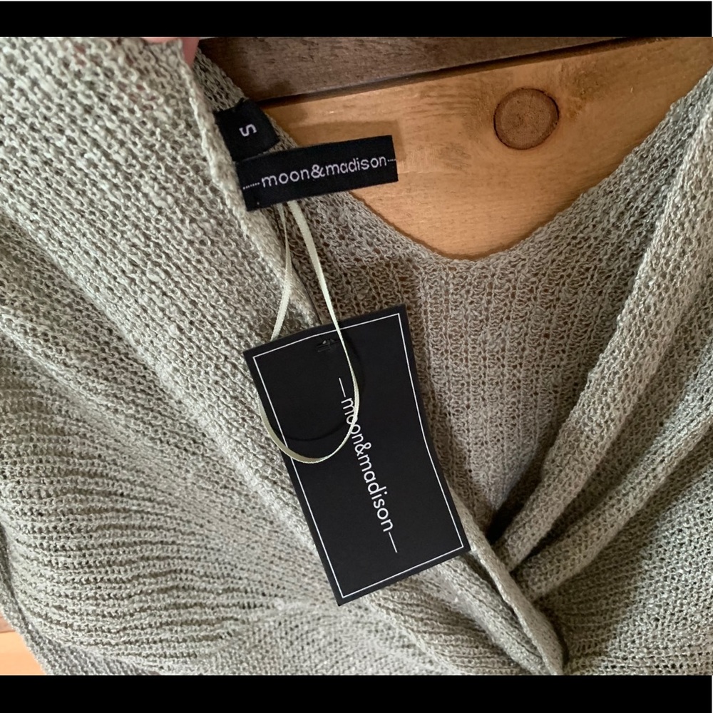 Never worn - Picture 3 of 3